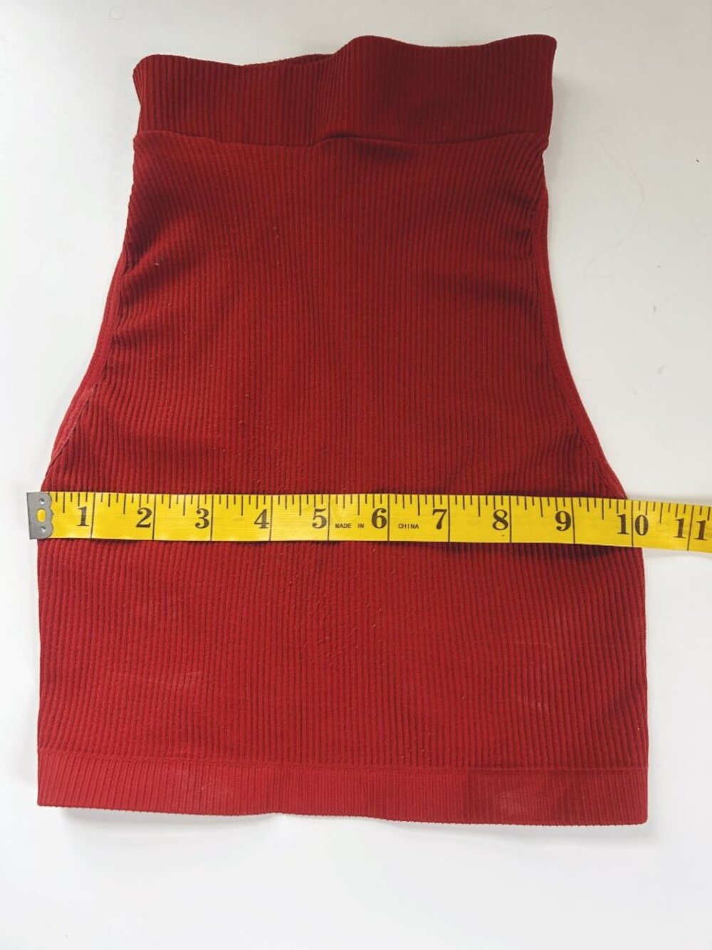 Out From Under Urban Outfitters Red Ribbed Mock Neck Halter Crop Top S - Picture 5 of 5